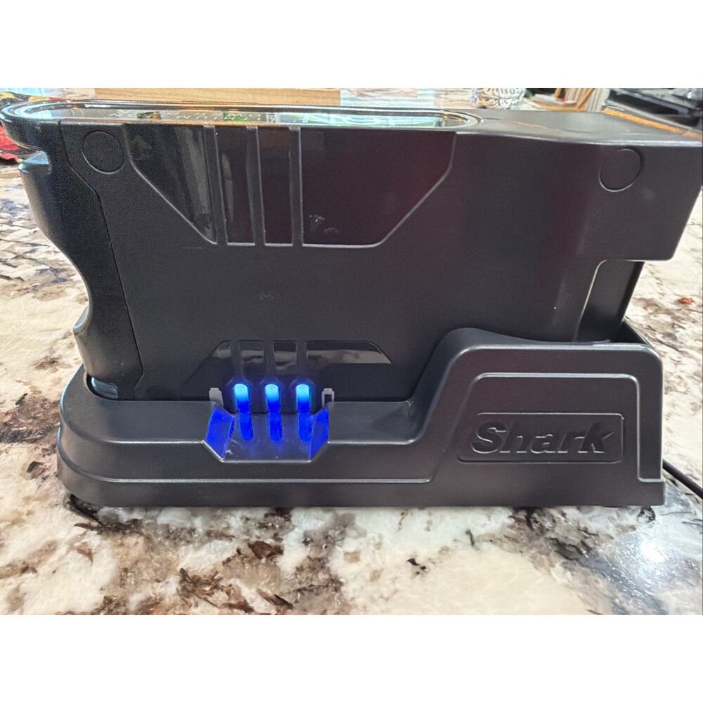 Shark ion battery and charger Xbat200